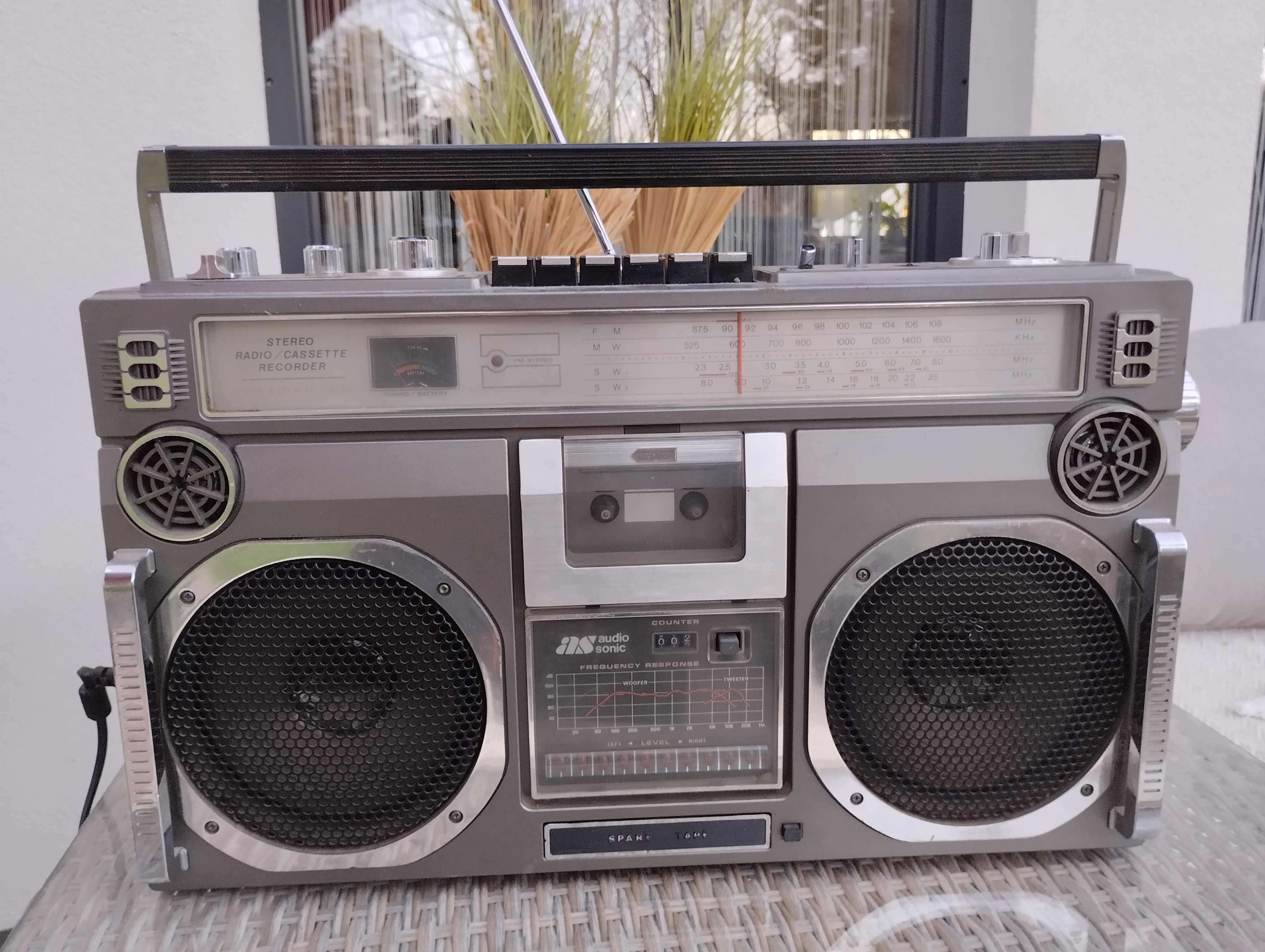 radio magnetofon japonskiej firmy ONKYO