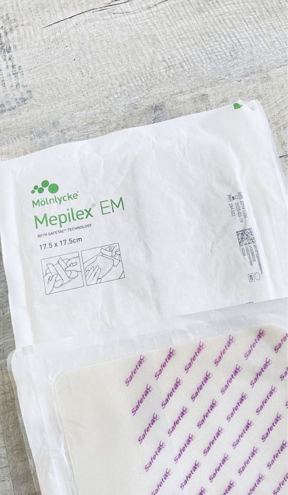 Opatrunek piankowy mepilex Em 17,5 cmx17,5 cm