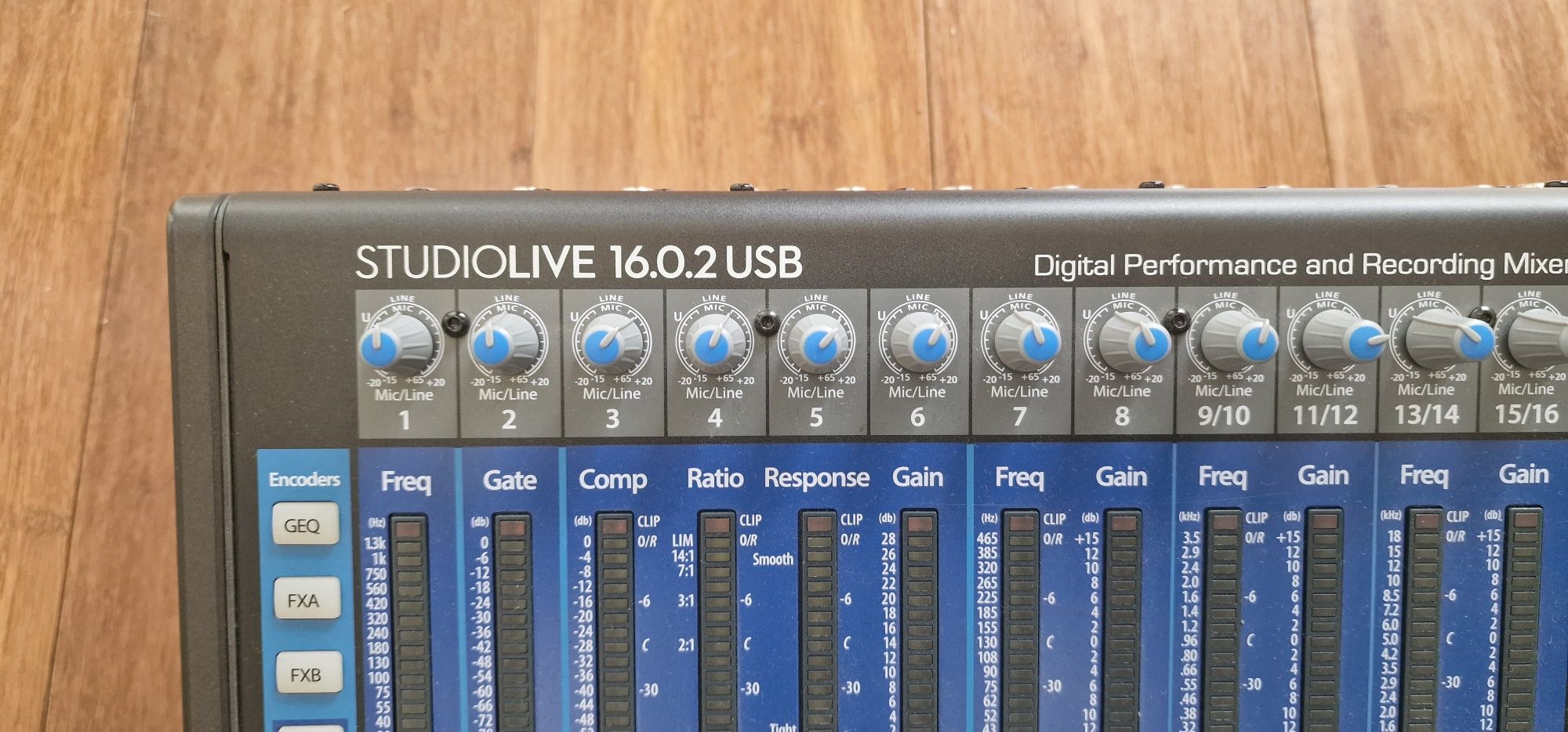 Mikser cyfrowy PreSonus StudioLive 16.0.2 USB + case
