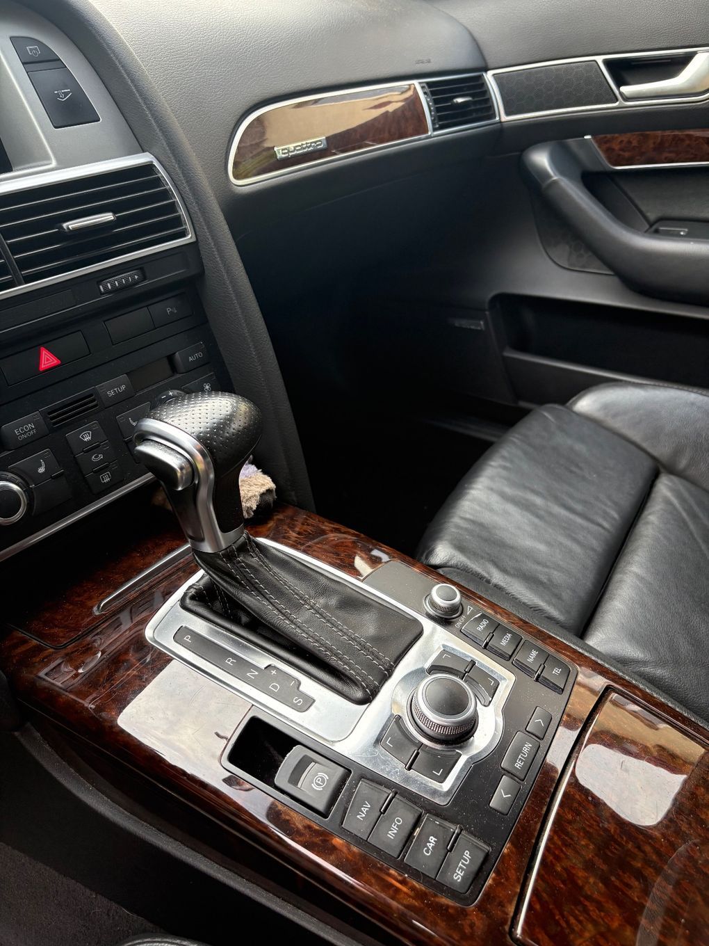 Audi A6 Allroad Audi A6 C6 Allroad Quattro 3.0TDI V6