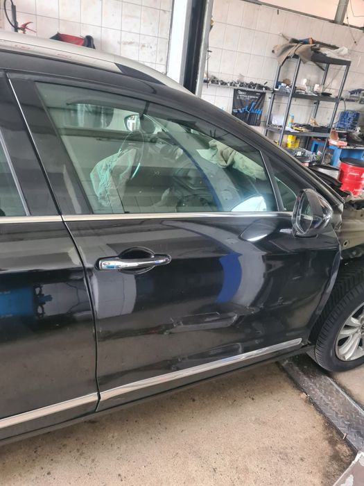 Drzwi Prawe Przód Kompletne Citroen C5 X7 KDM