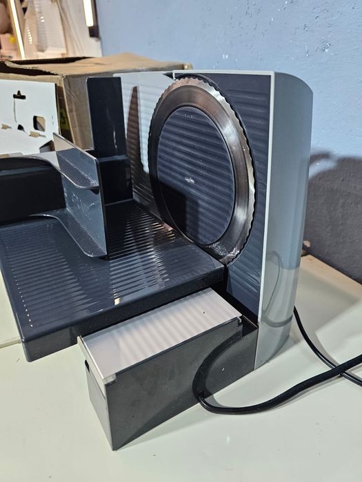 Nowa krajalnica elekteyczna