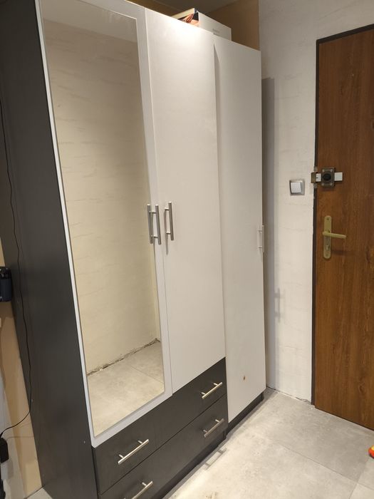 Sprzedam meble , kolor biały , robione na zamówienie