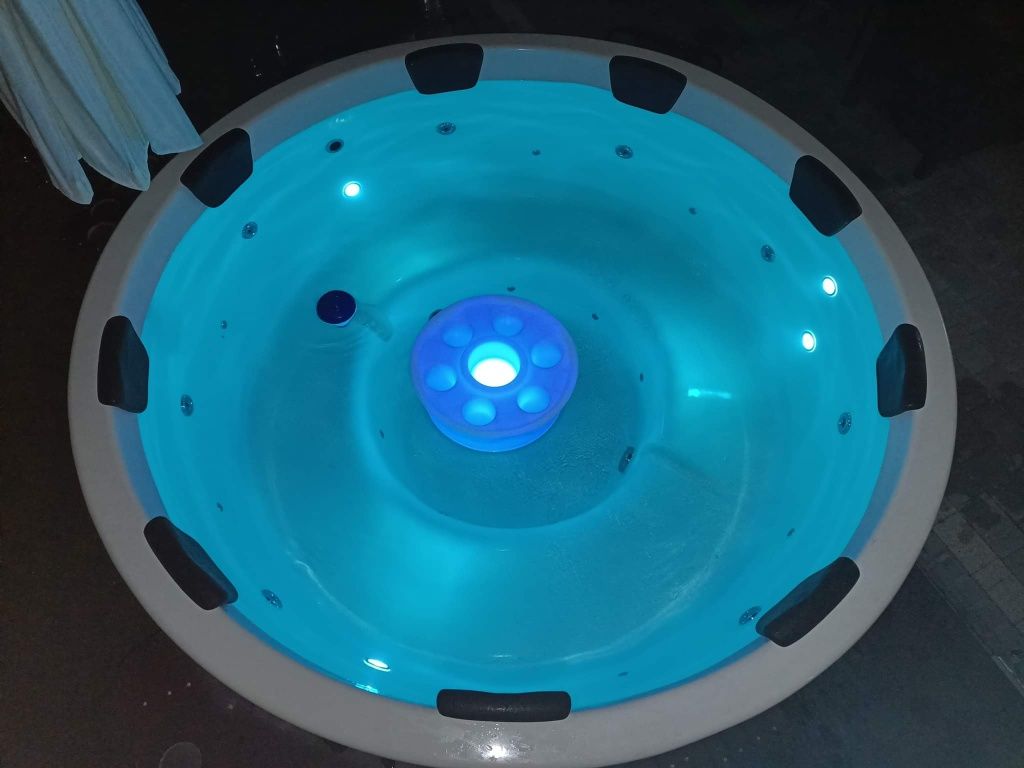 Balia mobilna bania jacuzzi Mobilne Sauna mobilna Wynajem Ełk
