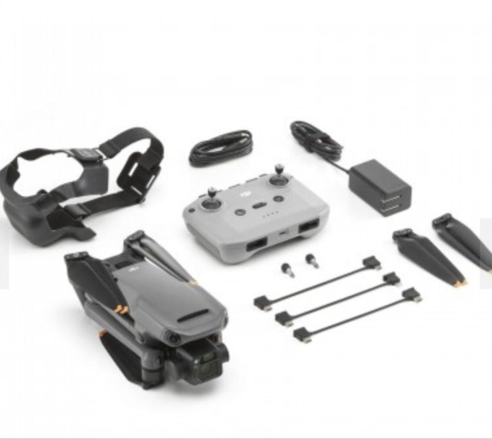 Продам DJI Mavic 3 Combo Plus с 8 аккумуляторами и аксессуарами