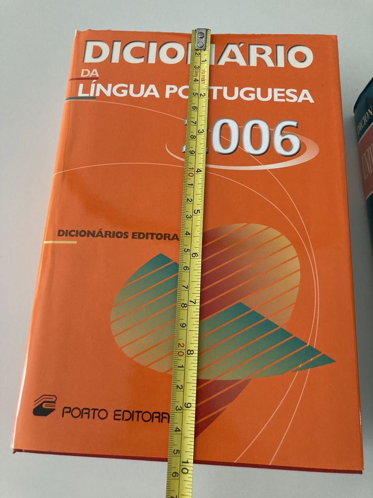 Dicionário de lingua Portuguesa / Dicionário de Sinónimos e Antónimos