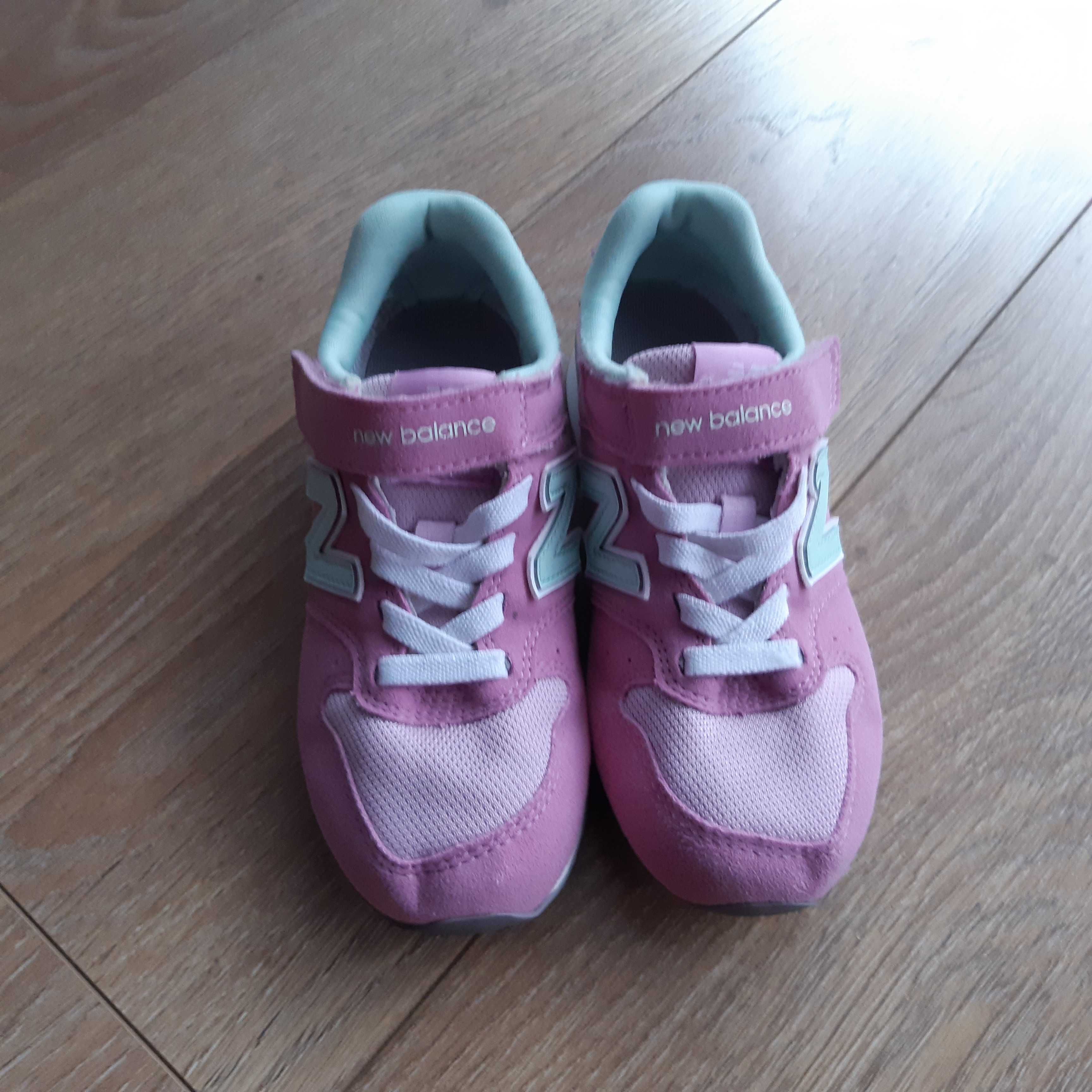 Buty new balance dziewczęce  30,5