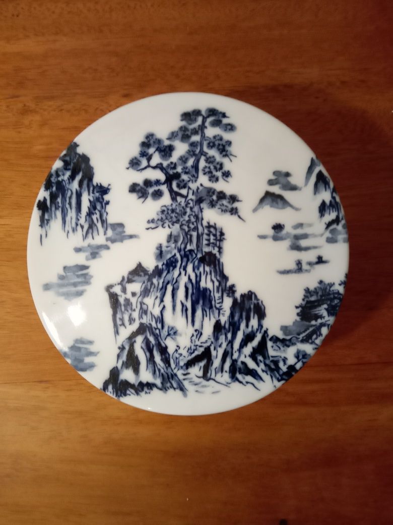 Caixa porcelana Japão meados séc XX