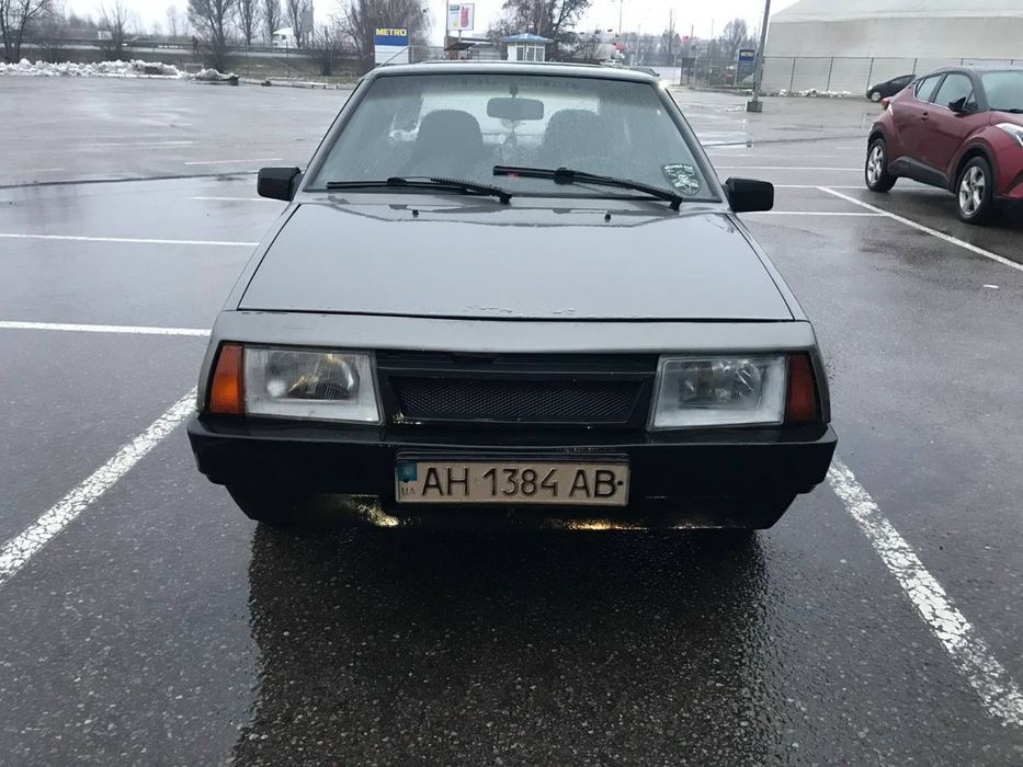 Продам девятку, ваз 2109 на запчасти целеком