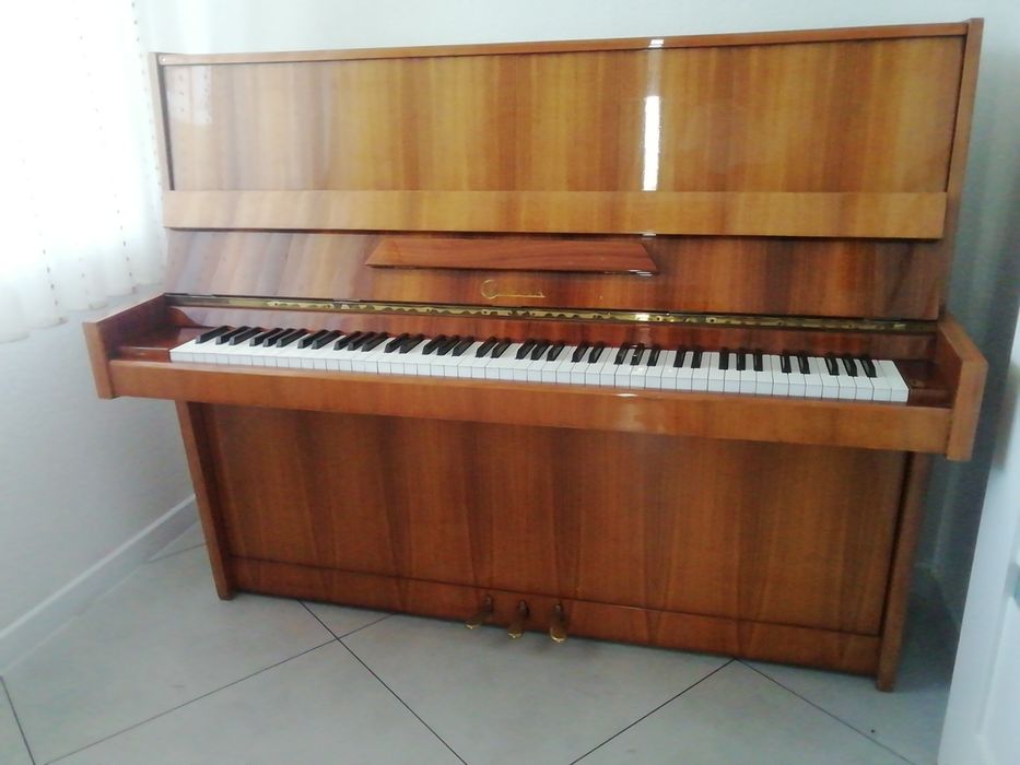 Pianino  Callsia sprzedam