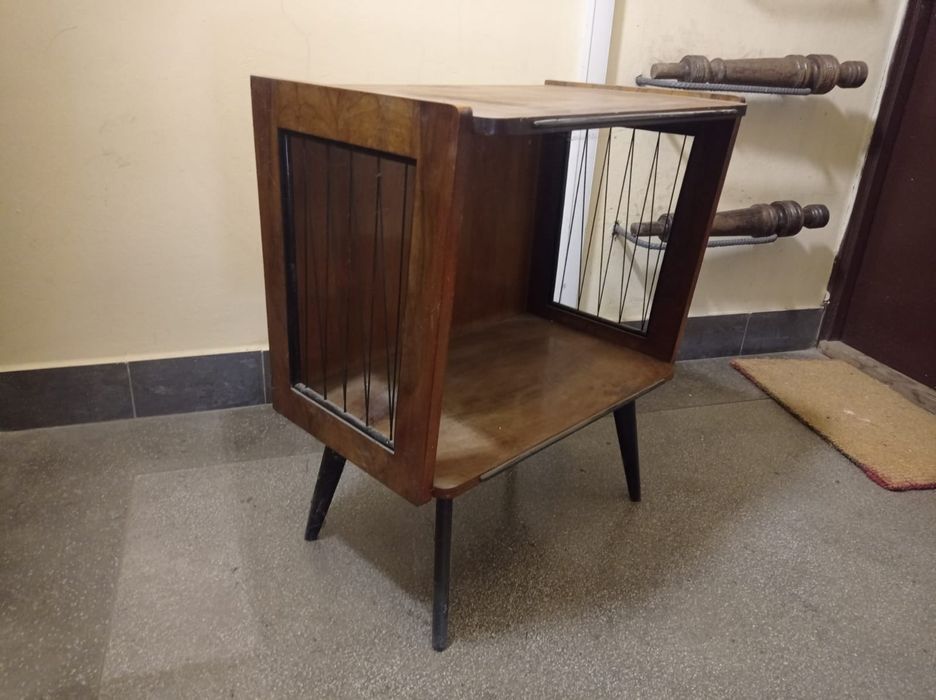 Sprzedam szafkę z okresu PRL