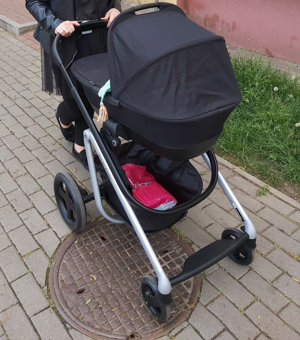 Wózek 2w1 Maxi Cosi Lila plus gondola foldable czarny