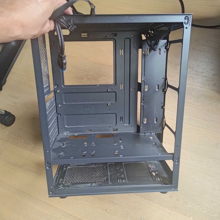 Plyta Glowna MSI B85M-G43, Processor i7 4770 3.4HZ 32Gb Ram Obudowa