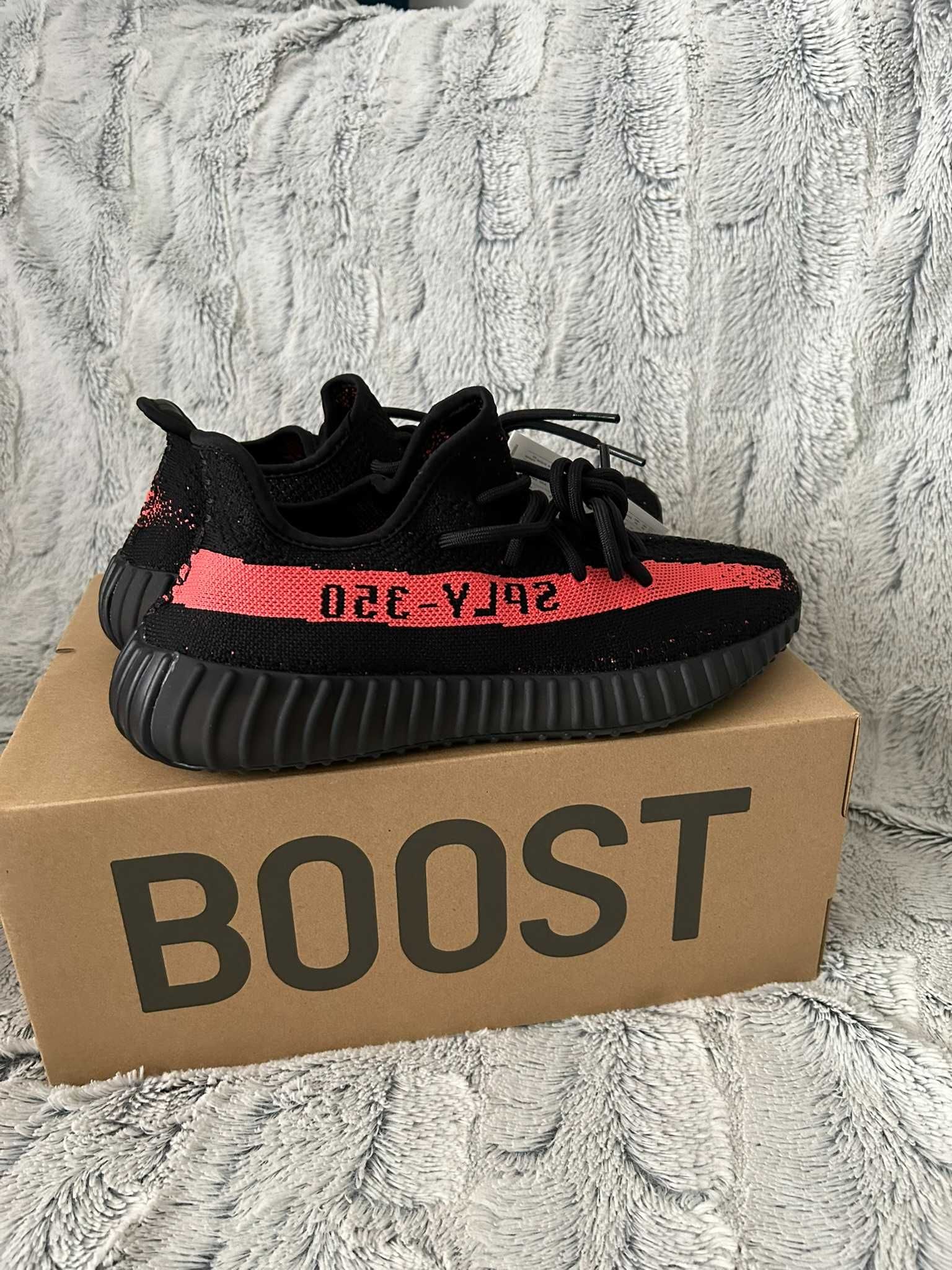 Adidas Yeezy Boost 350 V2 (BY 9612) EU 42 2/3