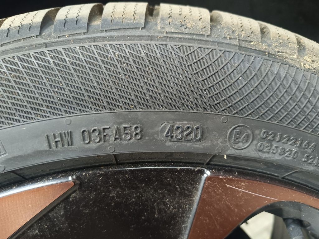 Continental Bridgestone 215/50 R19
