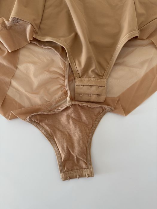 Modelujace body wyszczuplające