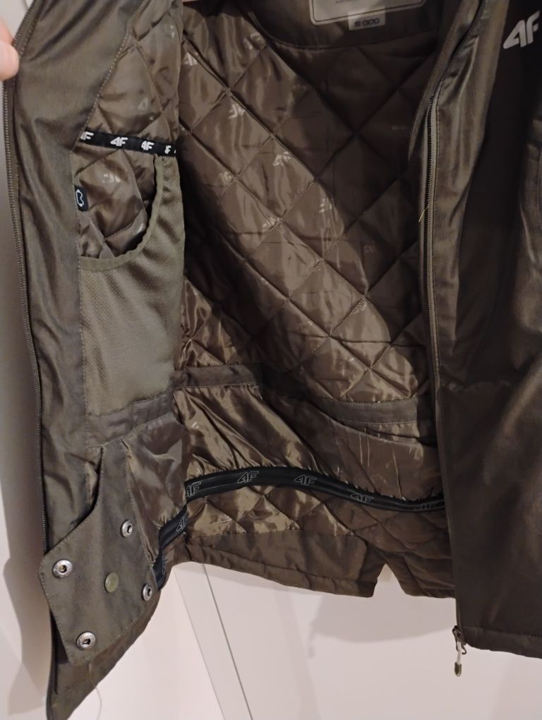 Zimowa kurtka damska 4F rozmiar XS parka