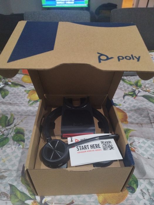 Auriculares Polly voyager 4320 uc