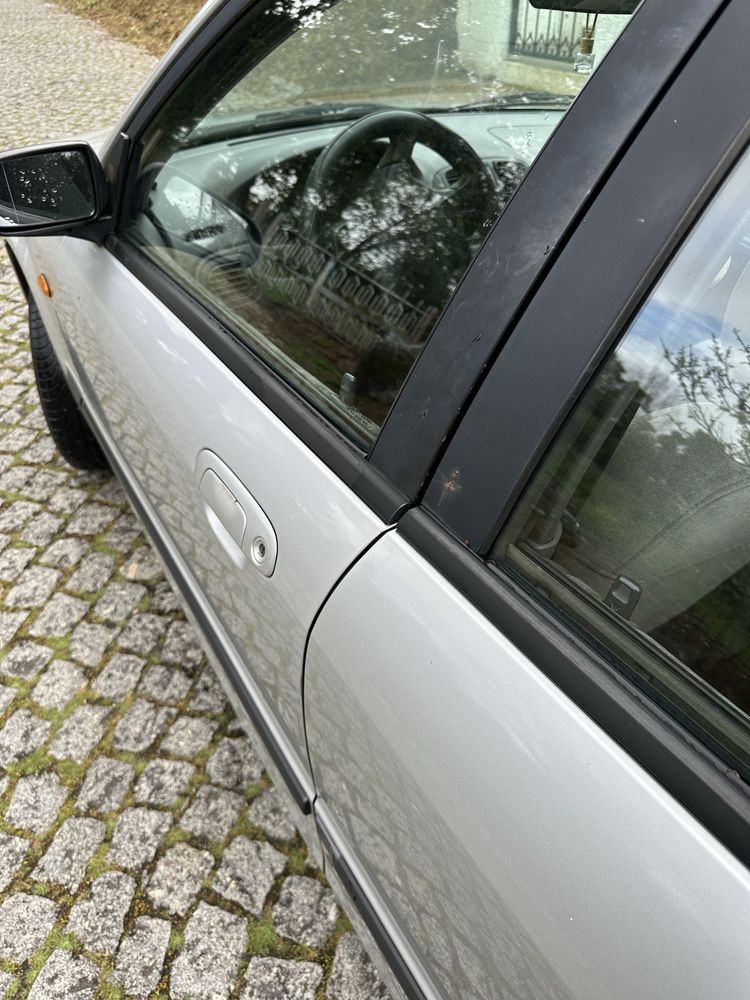 Mazda 323 GT 1.4