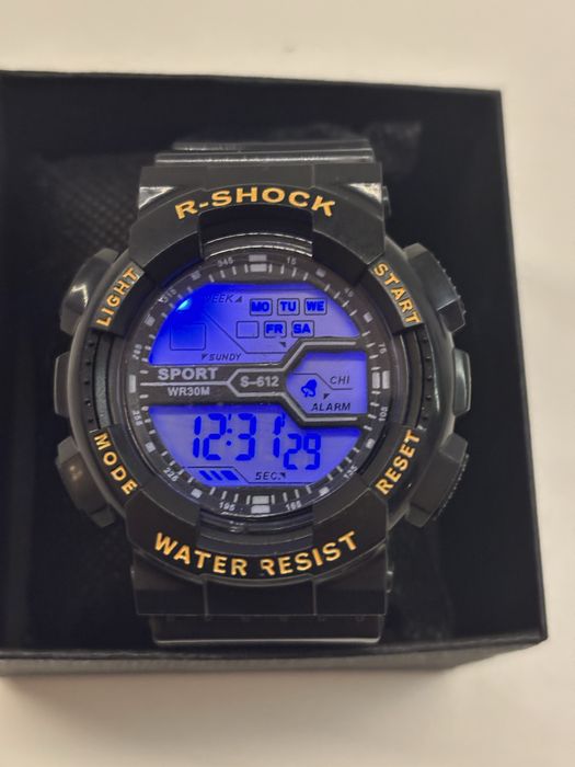 Zegarek R-Shock New plus etui