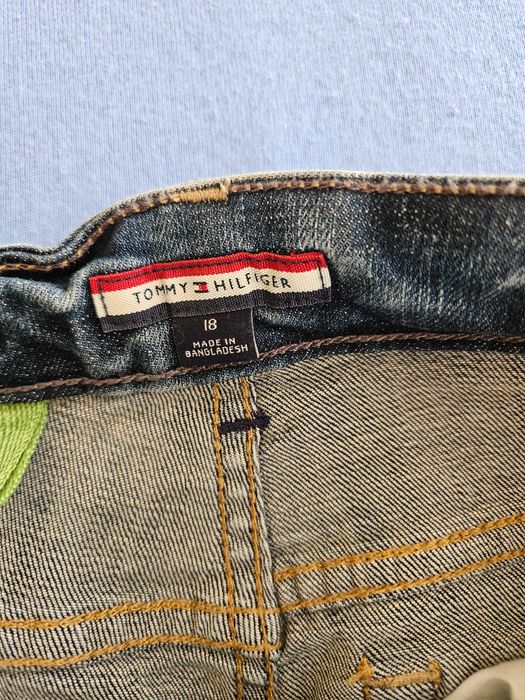 Spodnie jeansy i bluzka chłopięca Tommy Hilfiger z USA, rozm.16-18 lat