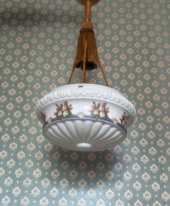 Zabytkowa lampa wisząca secesja art deco ampla biała antyk żyrandol