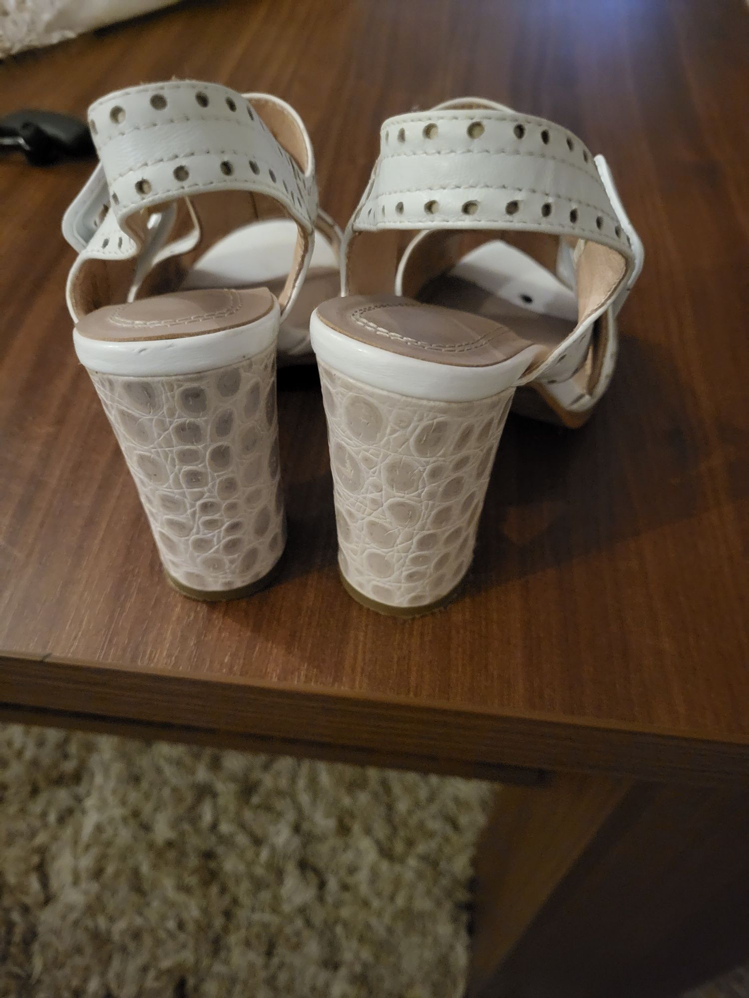 Buty skóra naturalna