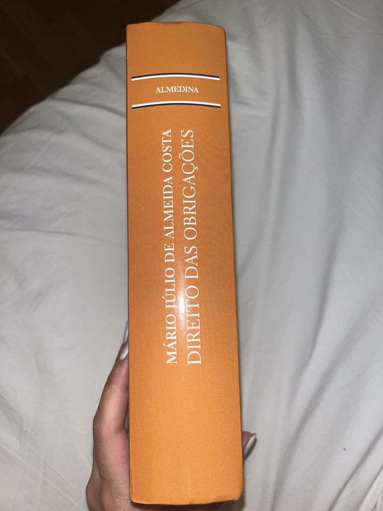Livro “Direito das Obrigações” de Mário Júlio de Almeida