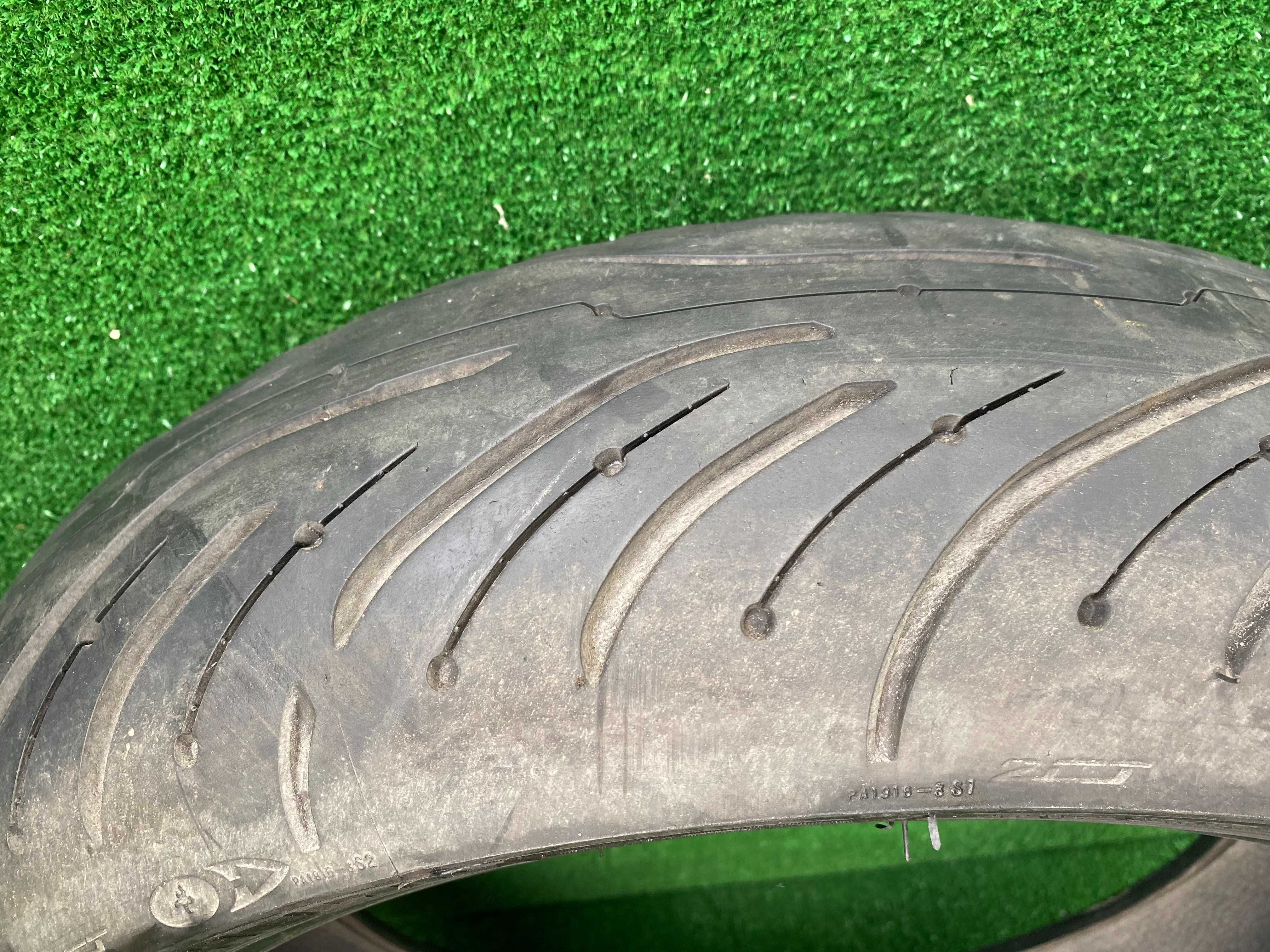 180/55/17 Michelin pilot road 4 pneu usado mota