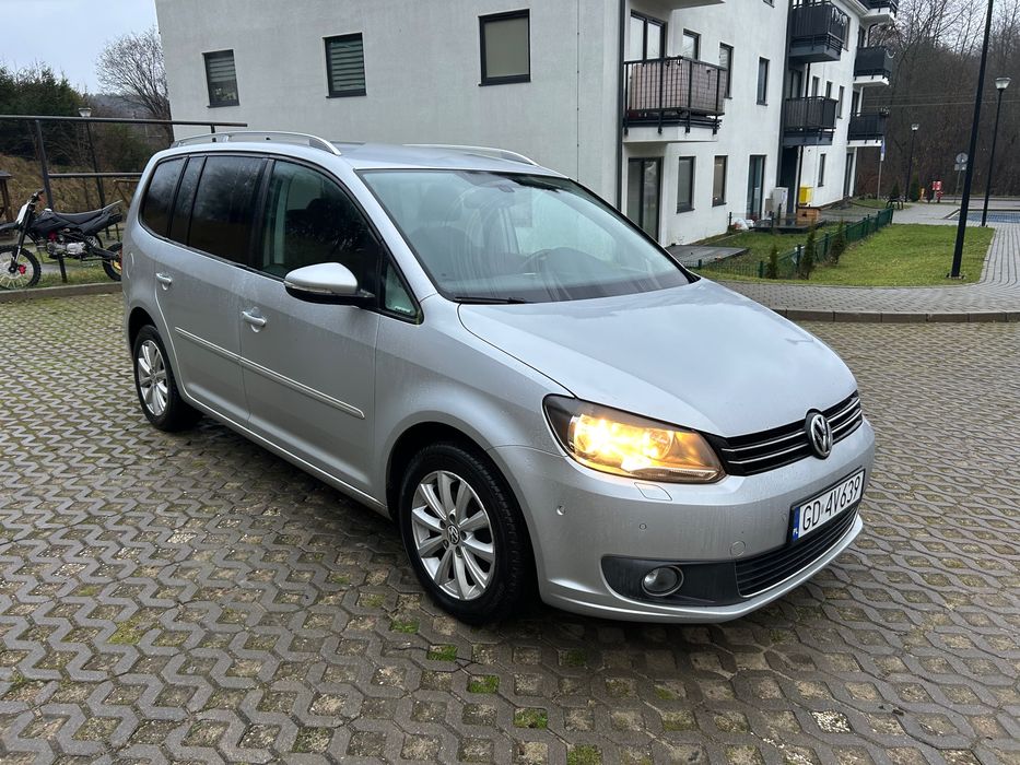 Touran 1.4 benzyna, automat dsg, 7 osobowy, bogata wersja