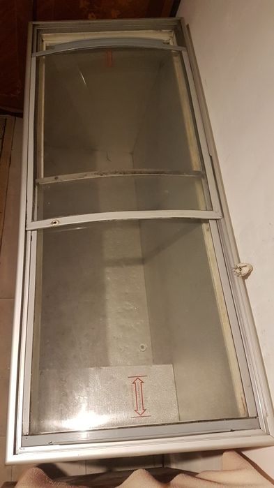 Морозильна камера,лар.