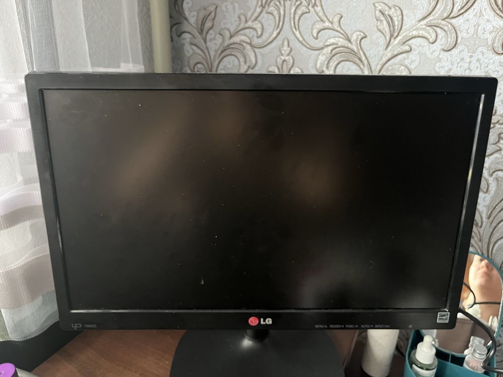 Продам монітор LG 19 дюйм