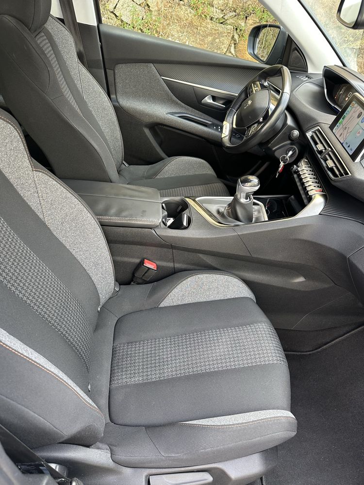 PEUGEOT 3008 BLUEHDI 1.6 2017
