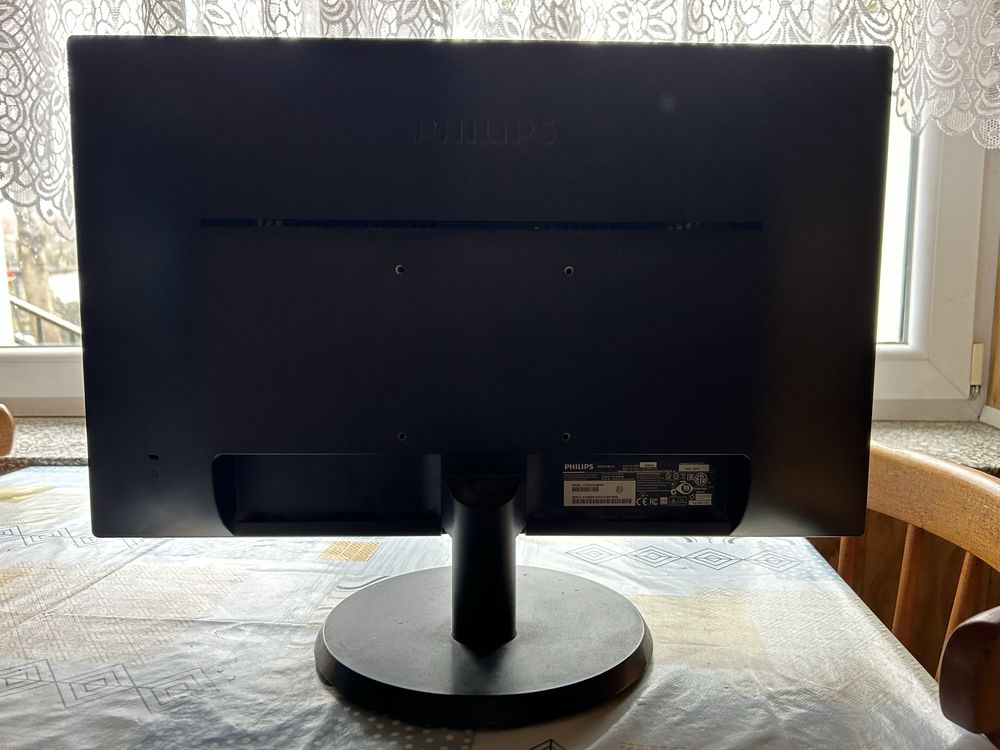 Monitor Philips 223V5L