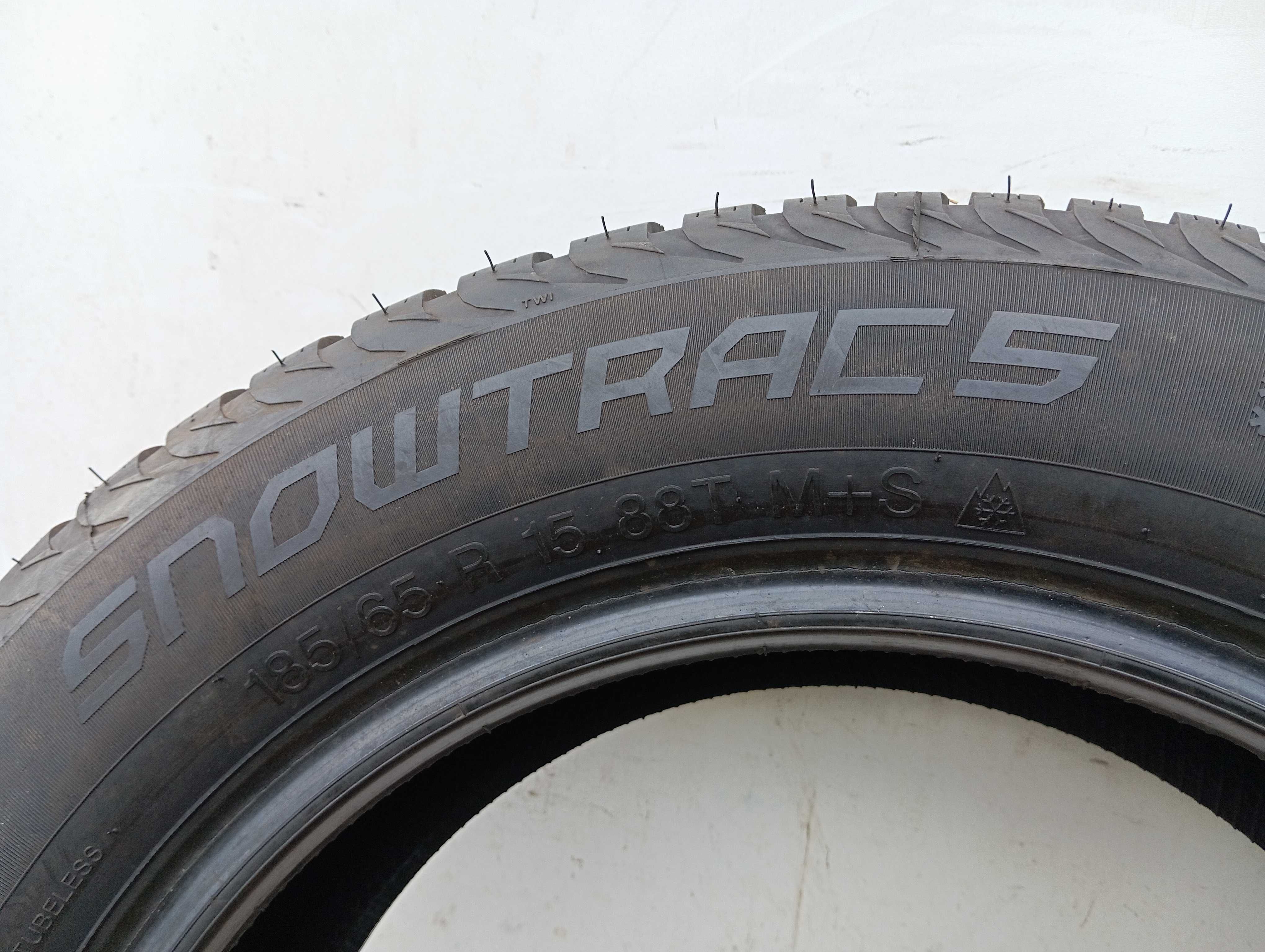 1x 185/65 R15 88T Vredestein Snowtrac 5 2019r 7,0mm