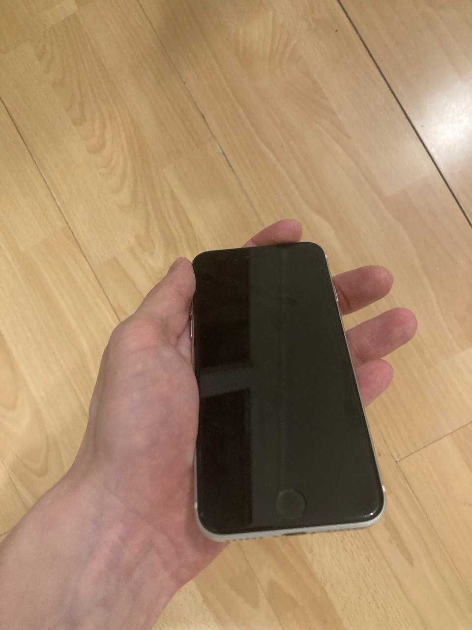 Продам/обміняю iPhone SE 2020(2nd generation) 128gb. На запчастини