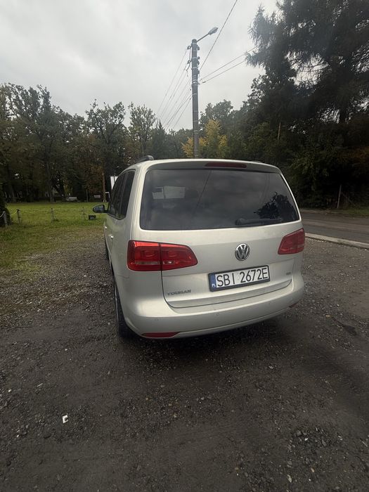 VW Touran 7-osobowy