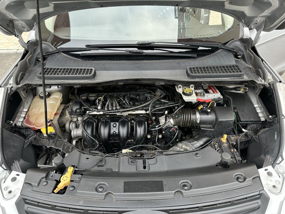 Ford Escape 2,5 газ/бенз Автомат