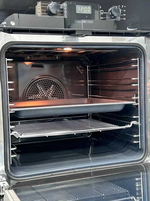 Духова шафа MIELE H 2661-1 BP