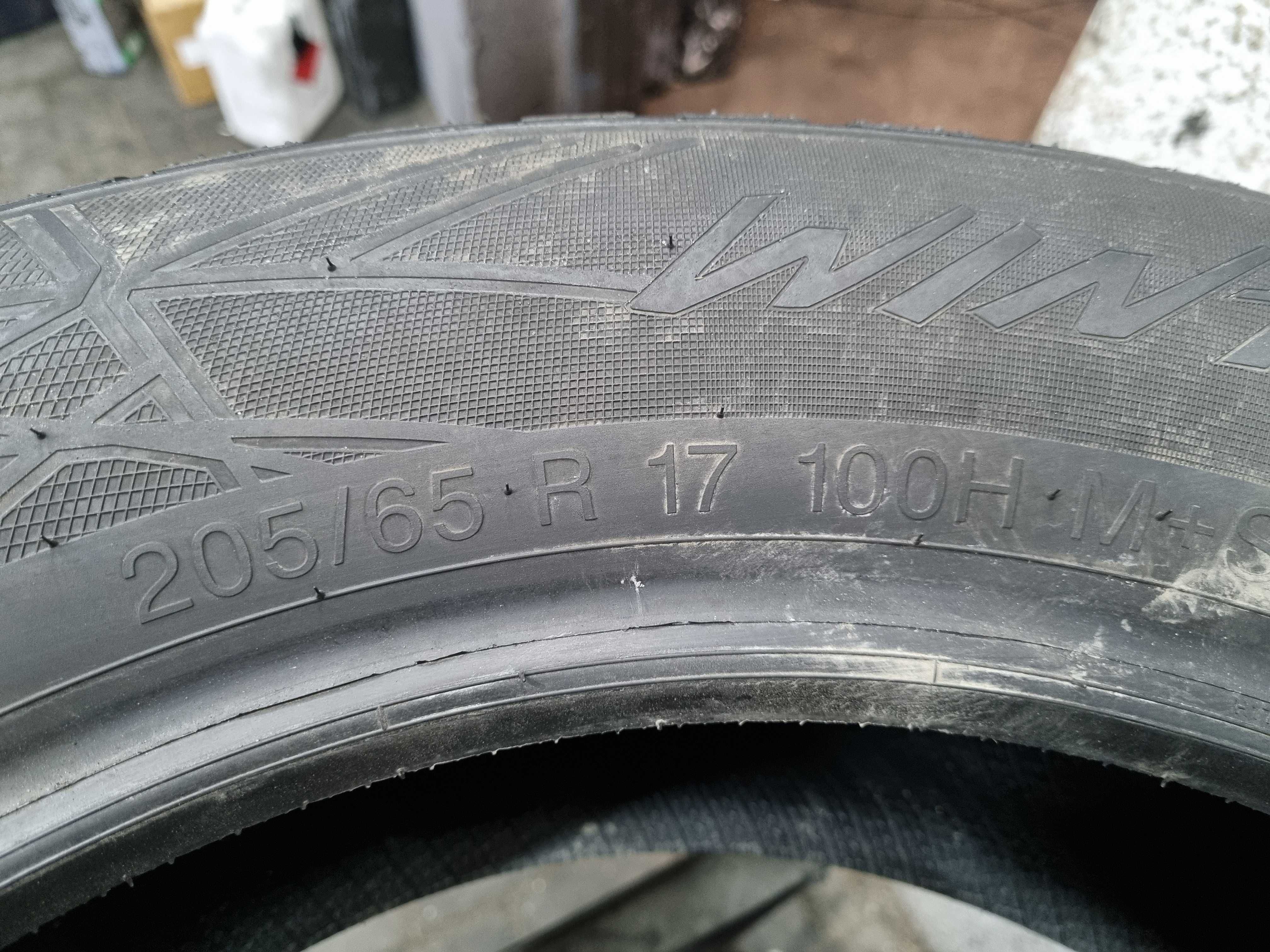 205/65/17 100H Vredestein Wintrac Pro * D.2924