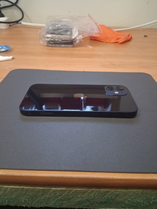 Korpus iphone 12 midnight