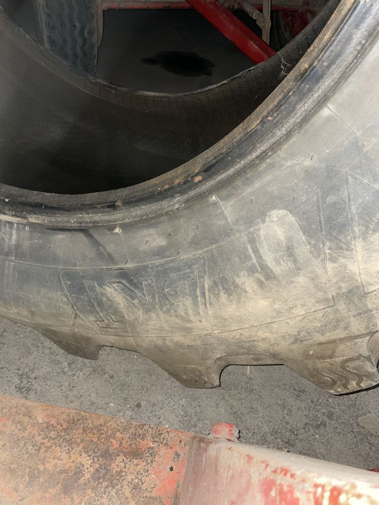 Opony BKT 650/65R38