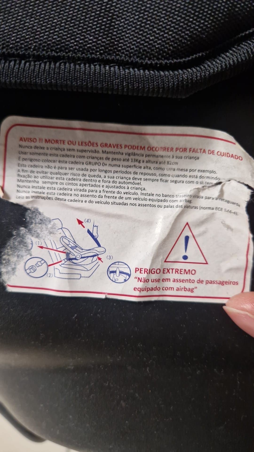 Cadeirinha de Bebé para Carro - Bébé Fix (Usada)