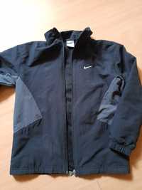 Nike wiatrowka r. M 140-152