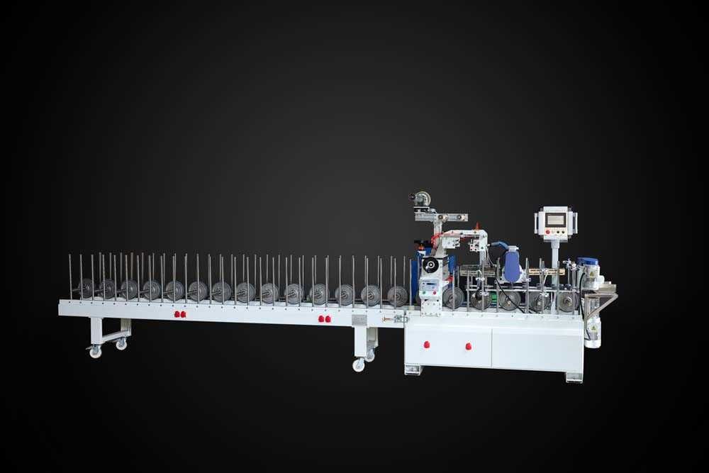 Окутывание погонажных изделий станок Деревообробний верстат