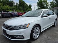 Volkswagen Passat SEL 2017