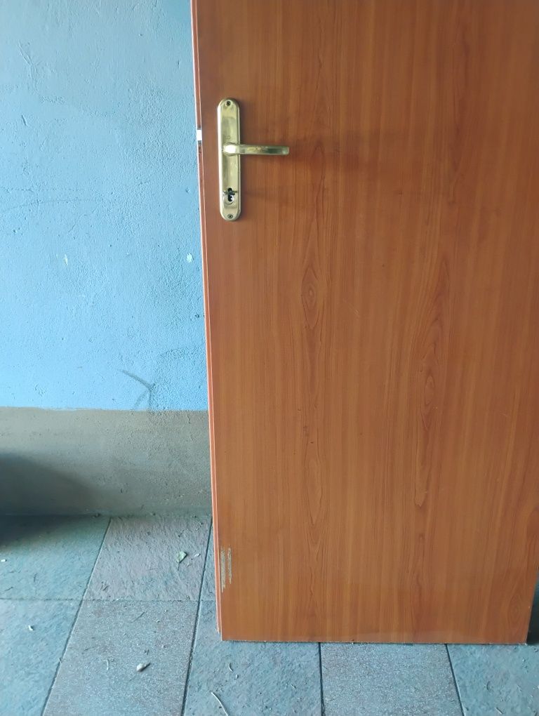 Drzwi 70 lewe z zamkiem