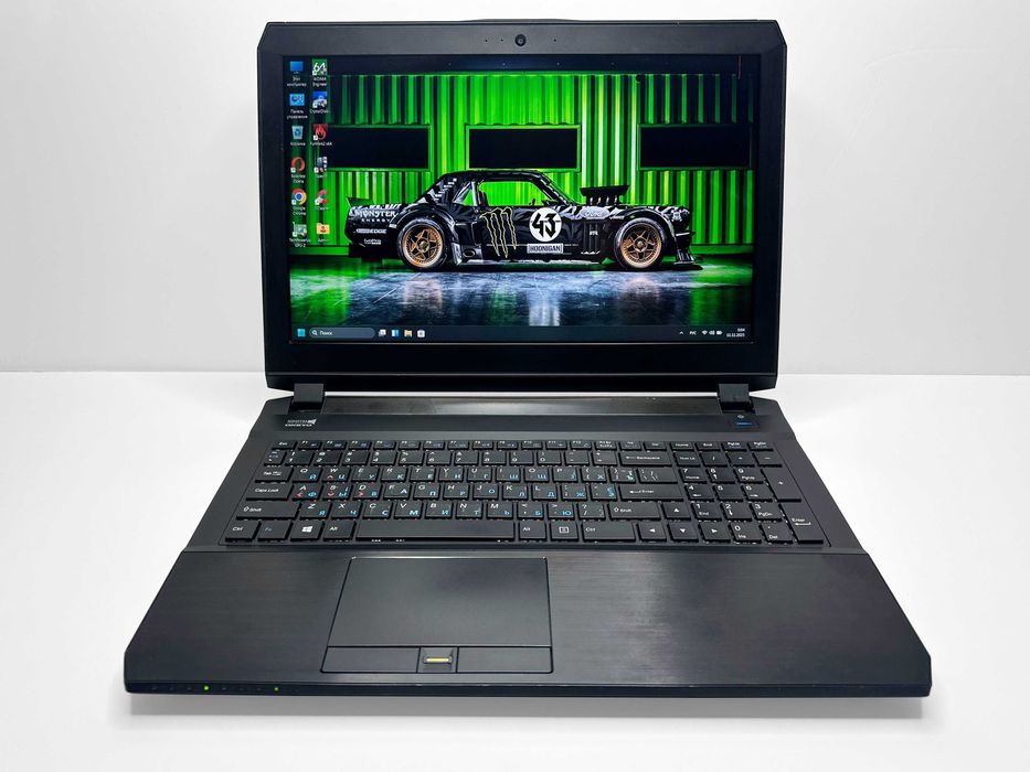 Ігровий Clevo P650HP, i7-7700HQ, 32Gb, SSD256+1Tb, GTX 1060 6Gb, FHD