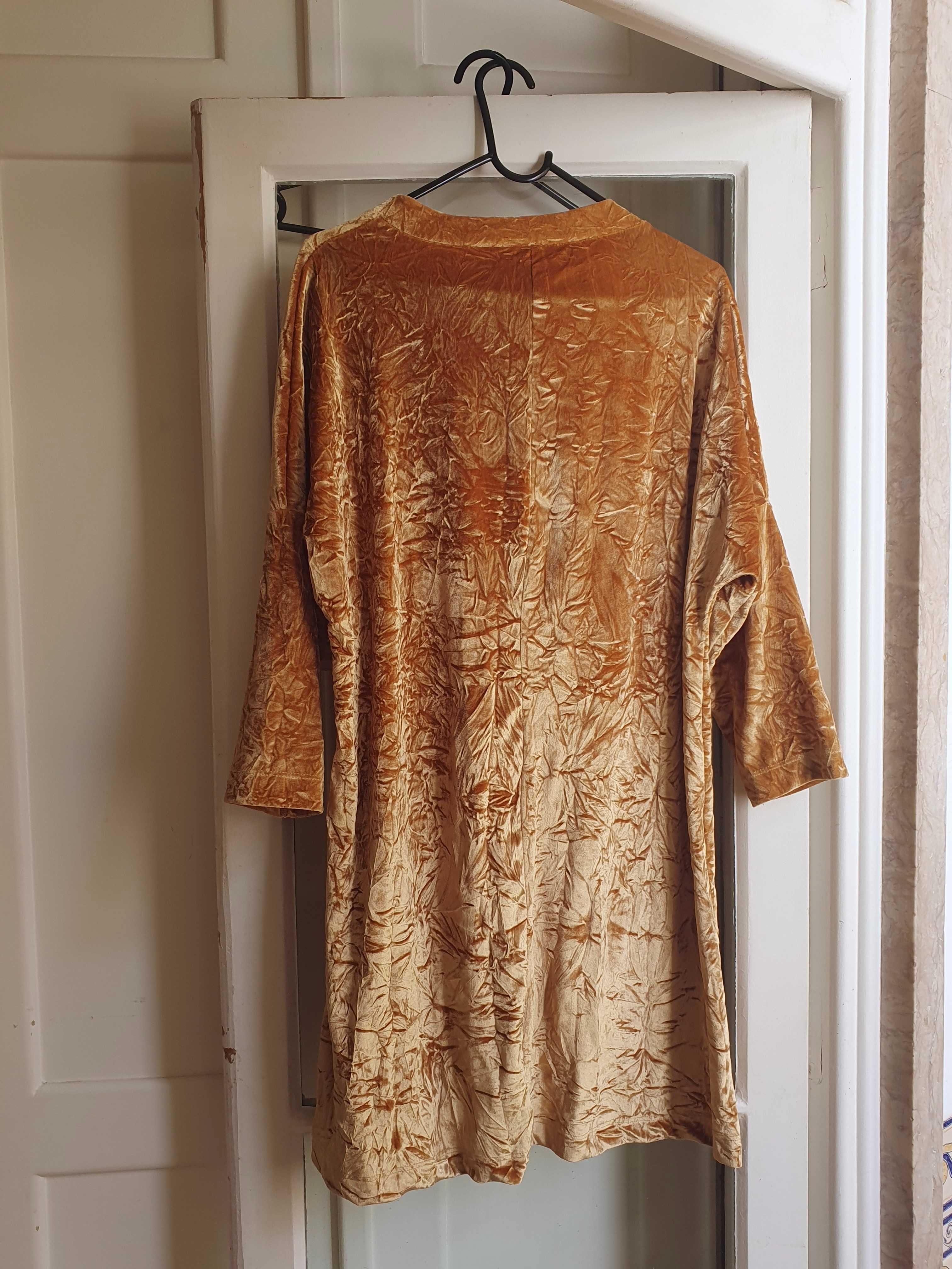 Golden Velvet Short Long sleeve Dress Handmade * feito à mão