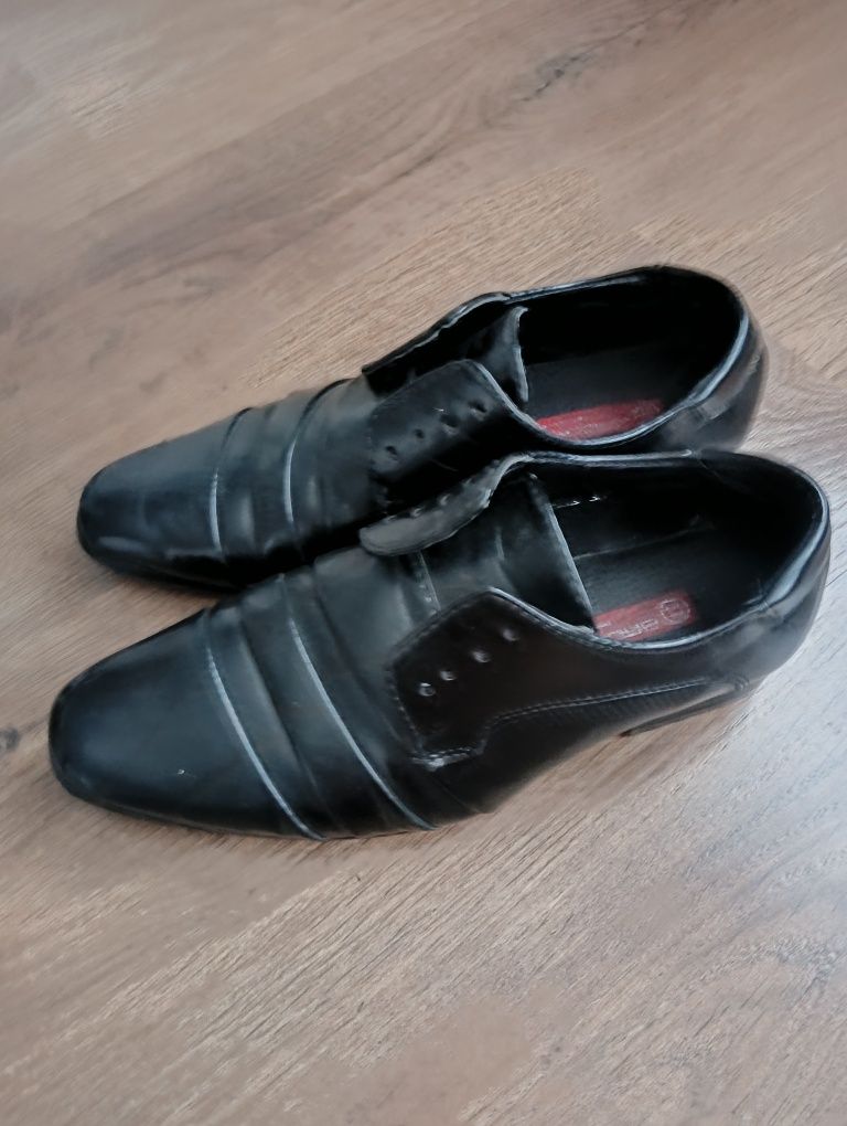 Buty komunijne eleganckie r. 37